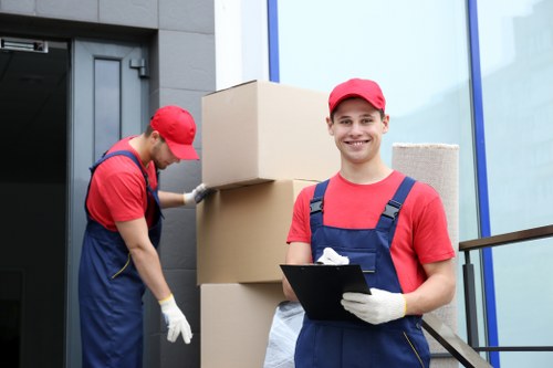 Specialist moving boxes and protective packing materials