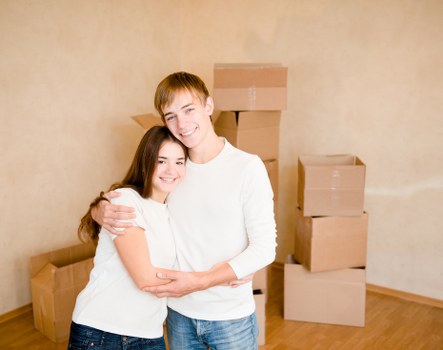 Sustainable moving crew in Balham focusing on recycling and reuse during relocation