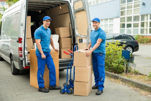 Removal truck hire for Balham property and office moves